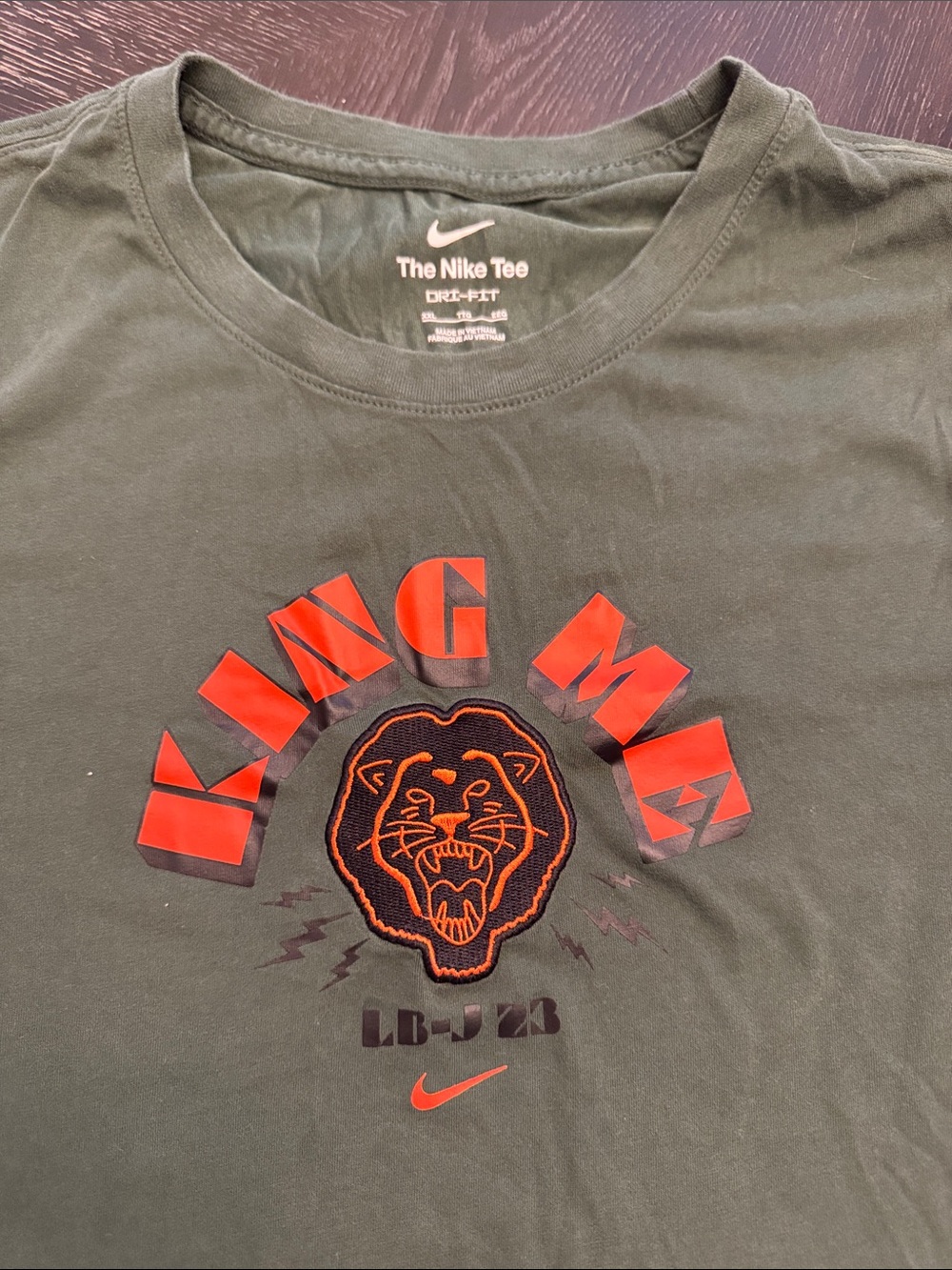 Nike DRI-FIT Men’s Olive Green LBJ 'King Me' Tee Shirt